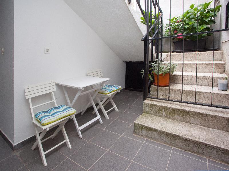 Apartment Alma Split Buitenkant foto